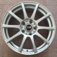16 цола ULTIMATE 256 16 цола Silver RS 7Jx16 ET35 5x100x57.1 16 цола ULTIMATE 256 16 цола Silver RS 7Jx16 ET35 5x100x57.1