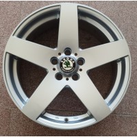 15 цола ULTIMATE 265 Silver 6.5Jx15 ET38 5x100x57.1
