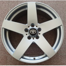 Лята джанта Toyota 15 цола 265 Silver 5x100x57.1 Лята джанта Toyota 15 цола 265 Silver 5x100x57.1