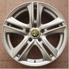 Лята джанта Alfa Romeo B 17 цола 392 Silver 5x112x57.1