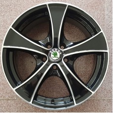 15 цола ULTIMATE 245 Black/Silver 6.5Jx15 ET38 5x100x57.1