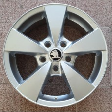 16 цола ULTIMATE 213 Silver A 7Jx16 ET35 5x100x57.1 16 цола ULTIMATE 213 Silver A 7Jx16 ET35 5x100x57.1